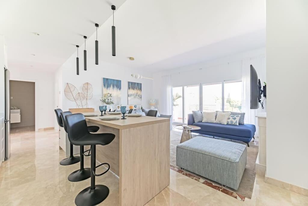 Luxury Paraiso Pueblo Apartamento Estepona
